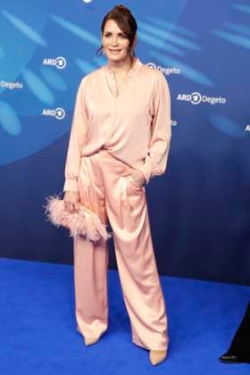 Anja Kling, bei der ARD BLUE HOUR 2026, Party zur 76. Internationalen Filmfestspiele Berlin, Berlinale, im Telegraphenamt in Berlin, Roter Teppich,