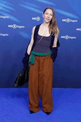 Katharina Schuettler, bei der ARD BLUE HOUR 2026, Party zur 76. Internationalen Filmfestspiele Berlin, Berlinale, im Telegraphenamt in Berlin, Roter Teppich,