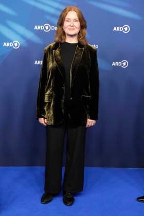 Lina Wendel, bei der ARD BLUE HOUR 2026, Party zur 76. Internationalen Filmfestspiele Berlin, Berlinale, im Telegraphenamt in Berlin, Roter Teppich,