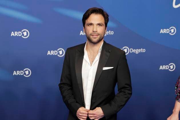 Karim ChÃ rif, bei der ARD BLUE HOUR 2026, Party zur 76. Internationalen Filmfestspiele Berlin, Berlinale, im Telegraphenamt in Berlin, Roter Teppich,
