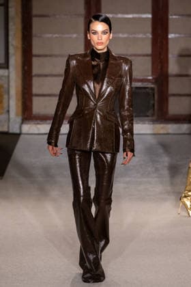 Sergio Hudson - Runway - February 2026 New York Fashion Week (NEW) Sergio Hudson - Runway - February 2026 New York Fashion Week. February 13, 2026, New York, New York, USA: A model walks the runway for the Sergio Hudson fashion show during the New York Fashion Week at the New York Public Library on February 13, 2026 in New York City. (Credit: M10s TheNews2) (Foto: M10s Thenews2 imago images) Sergio Hudson - Runway - February 2026 New York Fashion Week  Copyright: xRonxAdarx