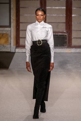 Sergio Hudson - Runway - February 2026 New York Fashion Week (NEW) Sergio Hudson - Runway - February 2026 New York Fashion Week. February 13, 2026, New York, New York, USA: A model walks the runway for the Sergio Hudson fashion show during the New York Fashion Week at the New York Public Library on February 13, 2026 in New York City. (Credit: M10s TheNews2) (Foto: M10s Thenews2 imago images) Sergio Hudson - Runway - February 2026 New York Fashion Week  Copyright: xRonxAdarx