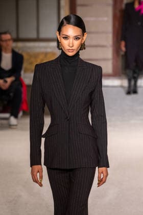Sergio Hudson - Runway - February 2026 New York Fashion Week (NEW) Sergio Hudson - Runway - February 2026 New York Fashion Week. February 13, 2026, New York, New York, USA: A model walks the runway for the Sergio Hudson fashion show during the New York Fashion Week at the New York Public Library on February 13, 2026 in New York City. (Credit: M10s TheNews2) (Foto: M10s Thenews2 imago images) Sergio Hudson - Runway - February 2026 New York Fashion Week  Copyright: xRonxAdarx