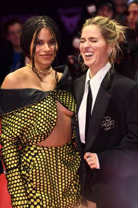Zazie Beetz und Haley Lu Richardson beim Photocall zum Kinofilm Good Luck, Have Fun, Don t Die auf der Berlinale 2026 76. Internationale Filmfestspiele Berlin auf dem Red Carpet vom Berlinale Palast. Berlin, 13.02.2026