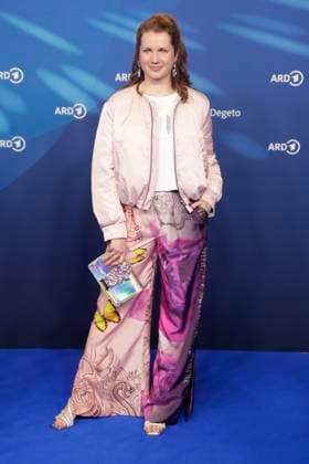 Cornelia Groeschel, bei der ARD BLUE HOUR 2026, Party zur 76. Internationalen Filmfestspiele Berlin, Berlinale, im Telegraphenamt in Berlin, Roter Teppich,