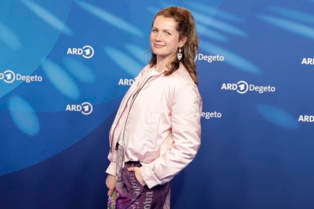 Cornelia Groeschel, bei der ARD BLUE HOUR 2026, Party zur 76. Internationalen Filmfestspiele Berlin, Berlinale, im Telegraphenamt in Berlin, Roter Teppich,