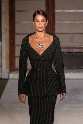 Sergio Hudson - Runway - February 2026 New York Fashion Week (NEW) Sergio Hudson - Runway - February 2026 New York Fashion Week. February 13, 2026, New York, New York, USA: A model walks the runway for the Sergio Hudson fashion show during the New York Fashion Week at the New York Public Library on February 13, 2026 in New York City. (Credit: M10s TheNews2) (Foto: M10s Thenews2 imago images) Sergio Hudson - Runway - February 2026 New York Fashion Week  Copyright: xRonxAdarx