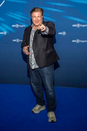Francis Fulton-Smith zu Gast auf dem blauen Teppich bei der ARD Blue Hour 2026 auf der Berlinale 2026 im Hotel Telegraphenamt am Freitag 13.Februar 2026 in Berlin Berlin Deutschland *** Francis Fulton Smith as a guest on the blue carpet at the ARD Blue Hour 2026 at the Berlinale 2026 at the Hotel Telegraphenamt on Friday February 13, 2026 in Berlin Berlin Germany