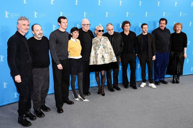 Berlin Berlinale, 76. internationale Filmfestspiele Berlin 2026 Photo Call ROSEBUSH PRUNING Andreas Wentz (Producer) Simone Gattoni (Producer) Callum Turner (Schauspieler Actor) Elena Anaya (Schauspielerin Actor) Andrew Lockhardt (Schauspieler Actor) Pamela Anderson (Schauspielerin Actor) Karim AÃ¯nouz (Regisseur Director) Lukas Gage (Schauspieler Actor) Jamie Bell (Schauspieler Actor) Efthimis Filippou (Drehbuchautor Screenwriter) Tracy Letts (Schauspieler Actor) Berlinale, 76. internationale Filmfestspiele Berlin 2026, 14.02.2026 -Pressefoto Roger Buerke Copyright: xEibner-Pressefoto RogerxBuerkex EP_RBE