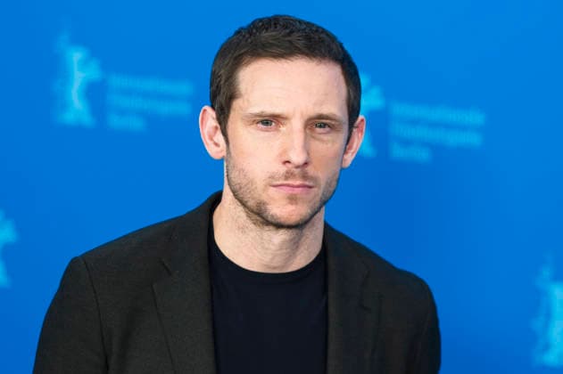 Jamie Bell beim Photocall zum Kinofilm Rosebush Pruning auf der Berlinale 2026 76. Internationale Filmfestspiele Berlin im Hotel Grand Hyatt. Berlin, 14.02.2026