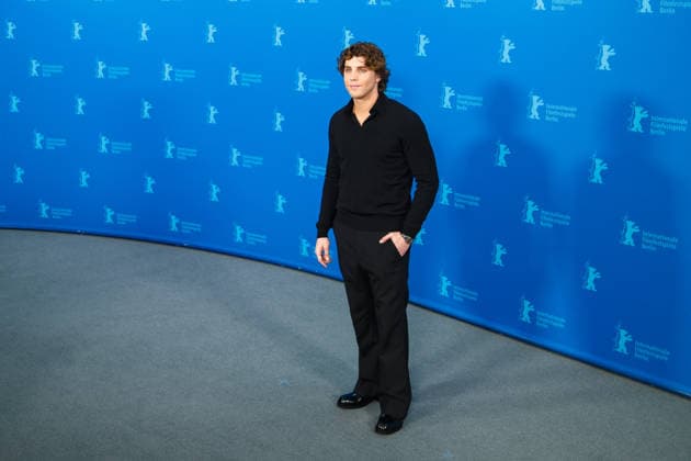 Photocall for Rosebush Pruning , Grand Hyatt Berlin, Berlin, Germany Lukas Gage poses at the Photocall for Rosebush Pruning during Berlinale (Berlin Film Festival) at Grand Hyatt Berlin, Berlin, , Germany on 14 February 2026., Credit:Julie Edwards Avalon  Copyright: xJuliexEdwardsx xAvalonx 1074973095