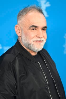 Karim Ainouz beim Photocall zum Kinofilm Rosebush Pruning auf der Berlinale 2026 76. Internationale Filmfestspiele Berlin im Hotel Grand Hyatt. Berlin, 14.02.2026
