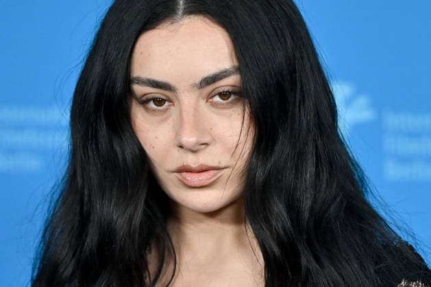 76th Berlin Film Festival Photocall The Moment Charli XCX attending the photocall of the movie The Moment during 76th Berlin International Film Festival in Berlin, Germany on 14 February 2026. Photo by Julien Reynaud APS-Medias ABACAPRESS.COM Berlin  Copyright: xReynaudxJulien APS-Medias ABACAx