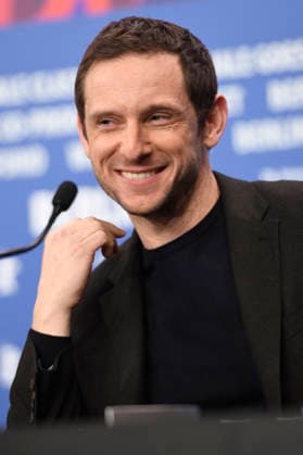 Jamie Bell bei der Pressekonferenz zum Kinofilm Rosebush Pruning auf der Berlinale 2026 76. Internationale Filmfestspiele Berlin im Hotel Grand Hyatt. Berlin, 14.02.2026