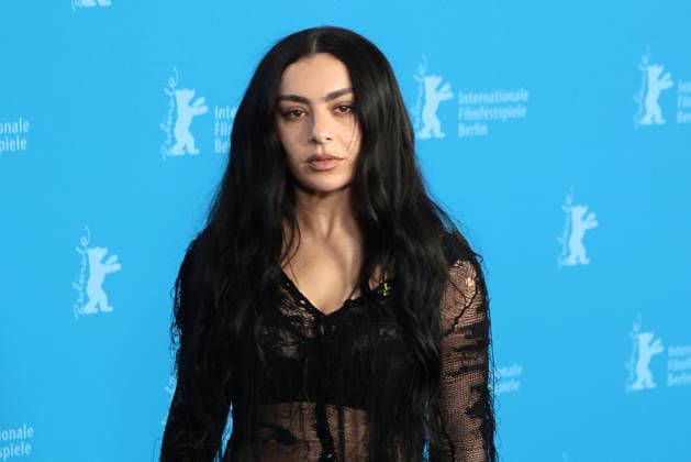 Charli XCX beim -The Moment- Photocall im Rahmen der 76. Internationale Filmfestspiele Berlinale am 14.02.2026 in Berlin The Moment Photo Call in Berlin mit Charli XCX