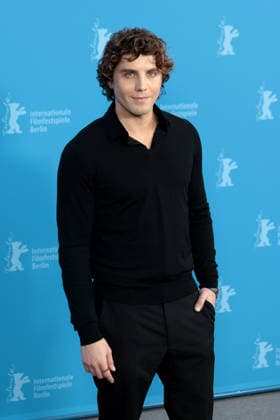 Lukas Gage beim -Rosebush Pruning- Photocall im Rahmen der 76. Internationale Filmfestspiele Berlinale am 14.02.2026 in Berlin Pamela Anderson beim Rosebush Pruning Photo Call in Berlin