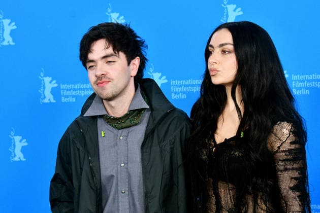 76th Berlinale Berlin International Film Festival Photocall February 14th Berlin Germany 76th Berlinale Berlin International Film Festival THE MOMENT photocall at the 76th Berlinale International Film Festival Aidan Zamiri, Charli xcx Thomas Bohlen Starface 2026 02 14 453063 2026 02 14 Berlin Germany  Copyright: xThomasxBohlenx STAR_453063_109