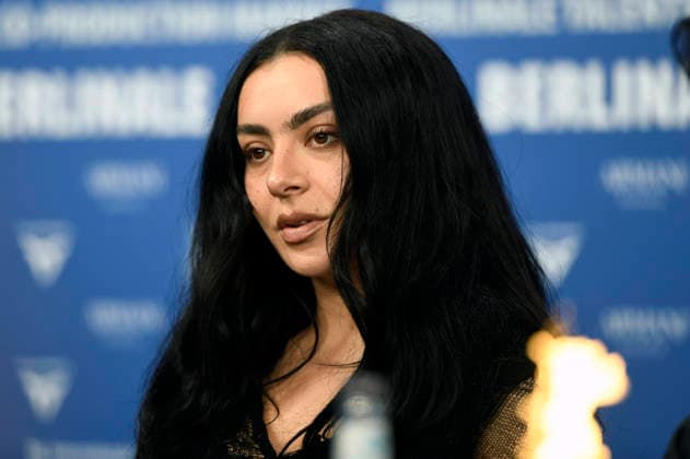 Charli xcx bei der Pressekonferenz zum Kinofilm The Moment auf der Berlinale 2026 76. Internationale Filmfestspiele Berlin im Hotel Grand Hyatt. Berlin, 14.02.2026