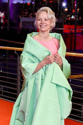 Berlin Berlinale, 76. internationale Filmfestspiele Berlin 2026 Photo Call red Carpet ROSEBUSH PRUNING Pamela Anderson auf dem Roten Teppich Filmpremiere Berlinale, 76. internationale Filmfestspiele Berlin 2026, 14.02.2026 -Pressefoto Roger Buerke Copyright: xEibner-Pressefoto RogerxBuerkex EP_RBE