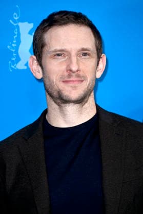 Jamie Bell beim Photocall zum Kinofilm Rosebush Pruning auf der Berlinale 2026 76. Internationale Filmfestspiele Berlin im Hotel Grand Hyatt. Berlin, 14.02.2026