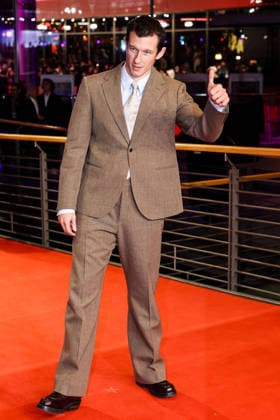 Berlin Berlinale, 76. internationale Filmfestspiele Berlin 2026 Photo Call red Carpet ROSEBUSH PRUNING Callum Turner (Schauspieler Actor) Berlinale, 76. internationale Filmfestspiele Berlin 2026, 14.02.2026 -Pressefoto Roger Buerke Copyright: xEibner-Pressefoto RogerxBuerkex EP_RBE