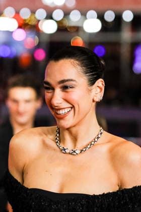 Berlin Berlinale, 76. internationale Filmfestspiele Berlin 2026 Photo Call red Carpet ROSEBUSH PRUNING Dua Lipa auf dem Roten Teppich Berlinale, 76. internationale Filmfestspiele Berlin 2026, 14.02.2026 -Pressefoto Roger Buerke Copyright: xEibner-Pressefoto RogerxBuerkex EP_RBE