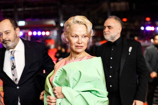 Berlin Berlinale, 76. internationale Filmfestspiele Berlin 2026 Photo Call red Carpet ROSEBUSH PRUNING Pamela Anderson auf dem Roten Teppich Filmpremiere Berlinale, 76. internationale Filmfestspiele Berlin 2026, 14.02.2026 -Pressefoto Roger Buerke Copyright: xEibner-Pressefoto RogerxBuerkex EP_RBE