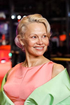 Berlin Berlinale, 76. internationale Filmfestspiele Berlin 2026 Photo Call red Carpet ROSEBUSH PRUNING Pamela Anderson auf dem Roten Teppich Filmpremiere Berlinale, 76. internationale Filmfestspiele Berlin 2026, 14.02.2026 -Pressefoto Roger Buerke Copyright: xEibner-Pressefoto RogerxBuerkex EP_RBE