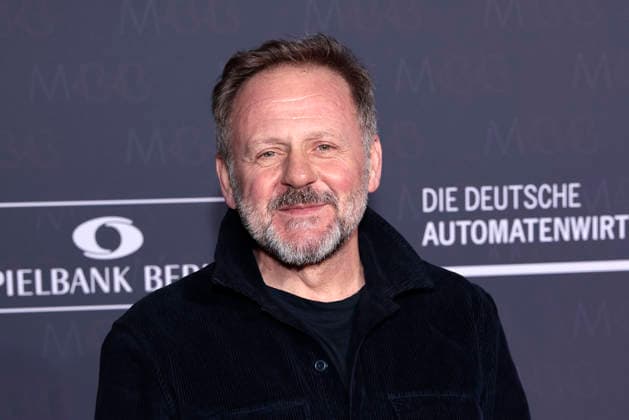 Samuel Finzi bei der MBB Medienboard Berlinale Party am 14.02.2026 in Berlin Medienboard Berlinale MBB Party 2026 in Berlin *** Samuel Finzi at the MBB Medienboard Berlinale Party on 14 02 2026 in Berlin Medienboard Berlinale MBB Party 2026 in Berlin 