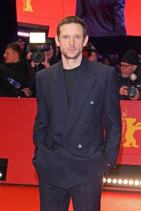 Jamie Bell bei der Premiere ROSEBUSH PRUNING im Rahmen 76. BERLINALE (International Berlin Film Festival) im Berlinale Palast am Potsdamer Platz in Berlin am 14.02.2026