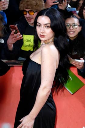 Charli xcx bei der Premiere des Kinofilms The Moment auf der Berlinale 2026 76. Internationale Filmfestspiele Berlin im Zoo Palast. Berlin, 14.02.2026