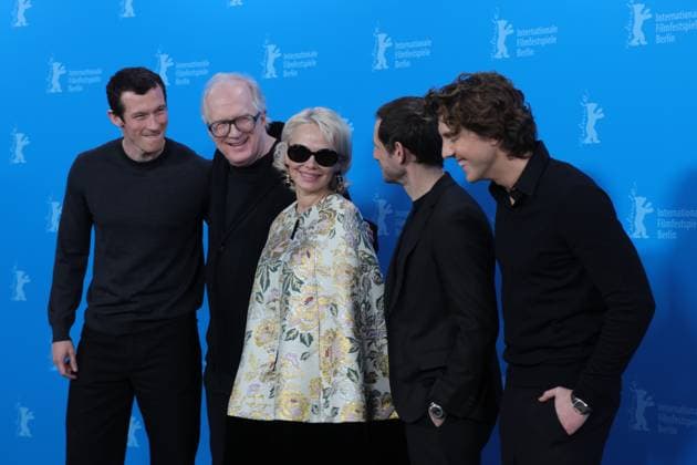 Photocall zu Rosebush Pruning, 76. Berlinale Calllum Turner, Tracy Letts, Pamela Anderson, Jamie Bell, Lukas Gage Photocall zu Rosebush Pruning , 76. Berlinale, Grand Hyatt, Datum: 14.02.2026 *** Photocall to Rosebush Pruning, 76 Berlinale Calllum Turner, Tracy Letts, Pamela Anderson, Jamie Bell, Lukas Gage Photocall to Rosebush Pruning , 76 Berlinale, Grand Hyatt, Date 14 02 2026 Copyright: xEventpress Kratschx