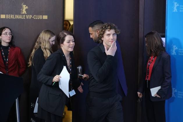 Photocall zu Rosebush Pruning, 76. Berlinale Lukas Gage Photocall zu Rosebush Pruning , 76. Berlinale, Grand Hyatt, Datum: 14.02.2026 Copyright: xEventpress Kratschx