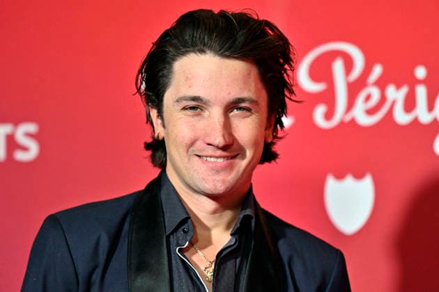 Feb. 14, 2026 - Las Vegas, Nevada, U.S. - Singer Drake Milligan attends the annual Keep Memory Alive Power of Love gala benefit for the Cleveland Clinic Lou Ruvo Center for Brain Health at MGM Grand Garden Arena on February 14, 2026 in Las Vegas, Nevada. Las Vegas USA - ZUMAbk3_ 20260214_zaf_bk3_002 Copyright: xDavidxBeckerx