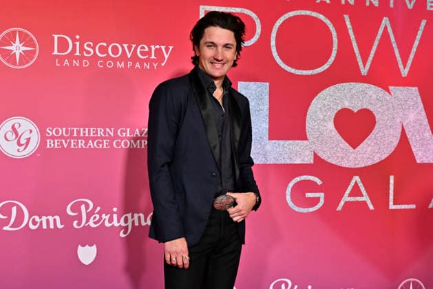 Feb. 14, 2026 - Las Vegas, Nevada, U.S. - Singer Drake Milligan attends the annual Keep Memory Alive Power of Love gala benefit for the Cleveland Clinic Lou Ruvo Center for Brain Health at MGM Grand Garden Arena on February 14, 2026 in Las Vegas, Nevada. Las Vegas USA - ZUMAbk3_ 20260214_zaf_bk3_007 Copyright: xDavidxBeckerx