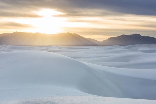 Creative Highlights World Ungewöhnliche Naturlandschaften in White Sands National Monument, New Mexico, USA Unusual natural landscapes in White Sands National Monument, New Mexico, USA (License=RF) Copyright: xZoonar.com GalynaxAndrushkox 24645430