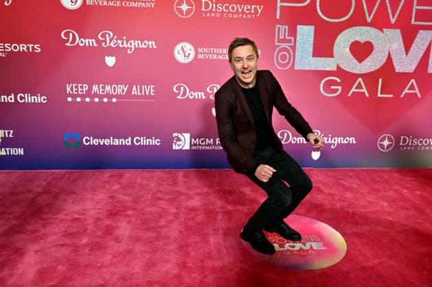 Feb. 14, 2026 - Las Vegas, Nevada, U.S. - Comedian and actor Chris Hardwick attends the annual Keep Memory Alive Power of Love gala benefit for the Cleveland Clinic Lou Ruvo Center for Brain Health at MGM Grand Garden Arena on February 14, 2026 in Las Vegas, Nevada. Las Vegas USA - ZUMAbk3_ 20260214_zaf_bk3_011 Copyright: xDavidxBeckerx