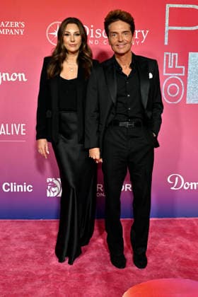 Feb. 14, 2026 - Las Vegas, Nevada, U.S. - Model, actress, TV host Daisy Fuentes (L) and musician Richard Marx attend the annual Keep Memory Alive Power of Love gala benefit for the Cleveland Clinic Lou Ruvo Center for Brain Health at MGM Grand Garden Arena on February 14, 2026 in Las Vegas, Nevada. Las Vegas USA - ZUMAbk3_ 20260214_zaf_bk3_034 Copyright: xDavidxBeckerx