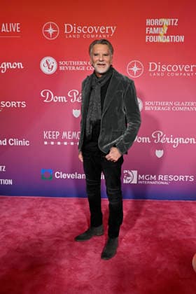 Feb. 14, 2026 - Las Vegas, Nevada, U.S. - Musician Kenny Loggins attends the annual Keep Memory Alive Power of Love gala benefit for the Cleveland Clinic Lou Ruvo Center for Brain Health at MGM Grand Garden Arena on February 14, 2026 in Las Vegas, Nevada. Las Vegas USA - ZUMAbk3_ 20260214_zaf_bk3_077 Copyright: xDavidxBeckerx