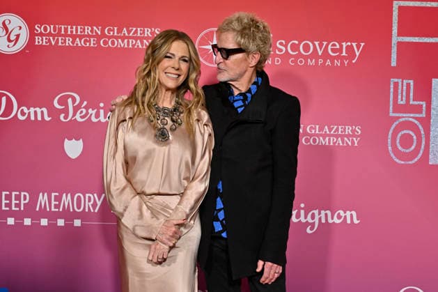 Feb. 14, 2026 - Las Vegas, Nevada, U.S. - Singer-songwriter Rita Wilson (L) and singer Kevin Cronin of REO Speedwagon attend the annual Keep Memory Alive Power of Love gala benefit for the Cleveland Clinic Lou Ruvo Center for Brain Health at MGM Grand Garden Arena on February 14, 2026 in Las Vegas, Nevada. Las Vegas USA - ZUMAbk3_ 20260214_zaf_bk3_087 Copyright: xDavidxBeckerx