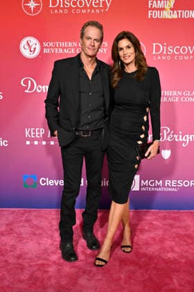 Feb. 14, 2026 - Las Vegas, Nevada, U.S. - Businessman Rande Gerber (L) and model, actress and television personality Cindy Crawford attend the annual Keep Memory Alive Power of Love gala benefit for the Cleveland Clinic Lou Ruvo Center for Brain Health at MGM Grand Garden Arena on February 14, 2026 in Las Vegas, Nevada. Las Vegas USA - ZUMAbk3_ 20260214_zaf_bk3_099 Copyright: xDavidxBeckerx