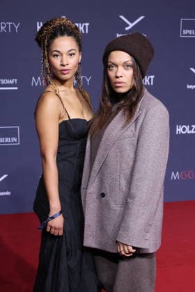 14.02.2026, Aysha Joy Samuel und Rebecca Lina zur Medienboard-Party 2026, Holzmarkt Berlin, Berlin Berlin