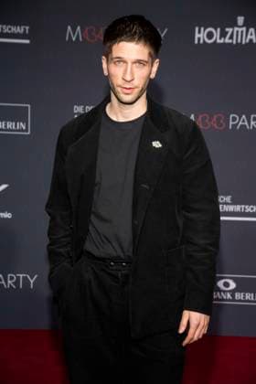 Salvko Popadic zu Gast auf dem roten Teppich bei der Medienboard Party 2026 auf der 76. Berlinale 2026 am Holzmarkt am Samstag 14.Februar 2026 in Berlin Berlin Deutschland