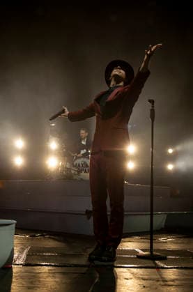 Maximo Park at O2 Academy Brixton 14 02 2026 Maximo Park perform at O2 Academy Brixton in London on 14th February 2026. Tom English drums Duncan Lloyd guitar Paul Smith lead vocals Jemma Freese keyboards, piano, backing vocals Andrew Lowther bass guitar, Credit:Zoran Veselinovic Avalon UK, London, O2 Academy Brixton  Copyright: xZoranxVeselinovicx xAvalonx 1075153137