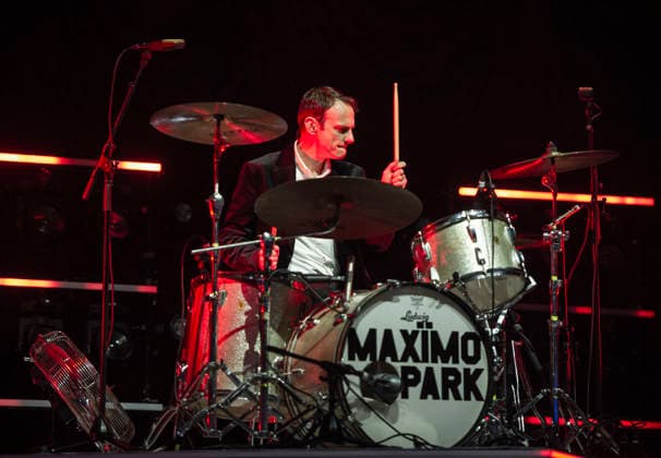 Maximo Park at O2 Academy Brixton 14 02 2026 Maximo Park perform at O2 Academy Brixton in London on 14th February 2026. Tom English drums Duncan Lloyd guitar Paul Smith lead vocals Jemma Freese keyboards, piano, backing vocals Andrew Lowther bass guitar, Credit:Zoran Veselinovic Avalon UK, London, O2 Academy Brixton  Copyright: xZoranxVeselinovicx xAvalonx 1075153182