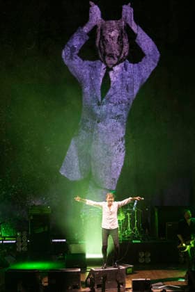 Suede , performs live, at, o2 Cith Hall, Newcastle, Uk, on 14 February 2026 Brett Anderson of Suede , performs live, at, o2 Cith Hall, Newcastle, Uk, on 14 February 2026, Credit:David Wala Avalon England, Tyne and Wear, Newcastle upon Tyne Copyright: xDavidxWalax xAvalonx 1075151526