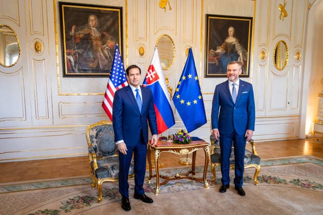 News Bilder des Tages MEETING PELLEGRINI RUBIO Slovak President Peter Pellegrini and US Secretary of State Marco Rubio during their meeting to discuss bilateral relations and regional security. Bratislava, Slovakia, February 15, 2026. Copyright: xx rubio_pellegrini0001