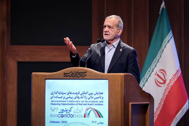 News Bilder des Tages Iranian President Masoud Pezeshkian participates in the Iran Corridor 2026 conference in Tehran Iranian President Masoud Pezeshkian participates in the Iran Corridor 2026 conference in Tehran, Iran, February 15, 2026. Photo by Iranian Presidency Office apaimages Tehran Tehran Iran, Islamic Republic of 150226_Iran_IPO_00(10) Copyright: xapaimagesxIranianxPresidencyxOfficex xapaimagesx