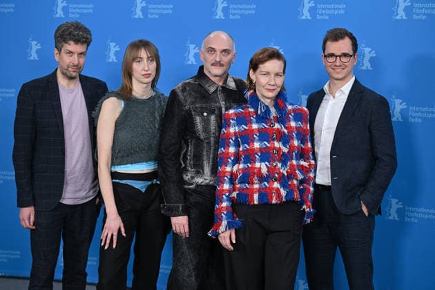76th Berlin Film Festival Photocall Rose Tobias Walker, Caro Braun, Markus Schleinzer, Sandra Hüller, Johannes Schubert attending the photocall of the movie Rose during 76th Berlin International Film Festival in Berlin, Germany on 15 February 2026. Photo by Julien Reynaud APS-Medias ABACAPRESS.COM Berlin  Copyright: xReynaudxJulien APS-Medias ABACAx