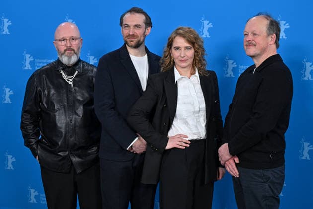 76th Berlin Film Festival Photocall Dust Angelo Tijssens, Arieh Worthalter, Anke Blondé, Jan Hammenecker attending the photocall of the movie Dust during 76th Berlin International Film Festival in Berlin, Germany on 15 February 2026. Photo by Julien Reynaud APS-Medias ABACAPRESS.COM Berlin  Copyright: xReynaudxJulien APS-Medias ABACAx